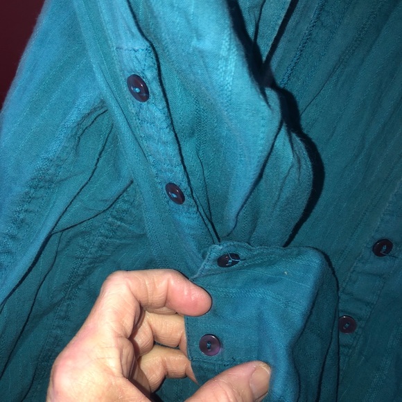 Button down top shirt - Picture 2 of 2